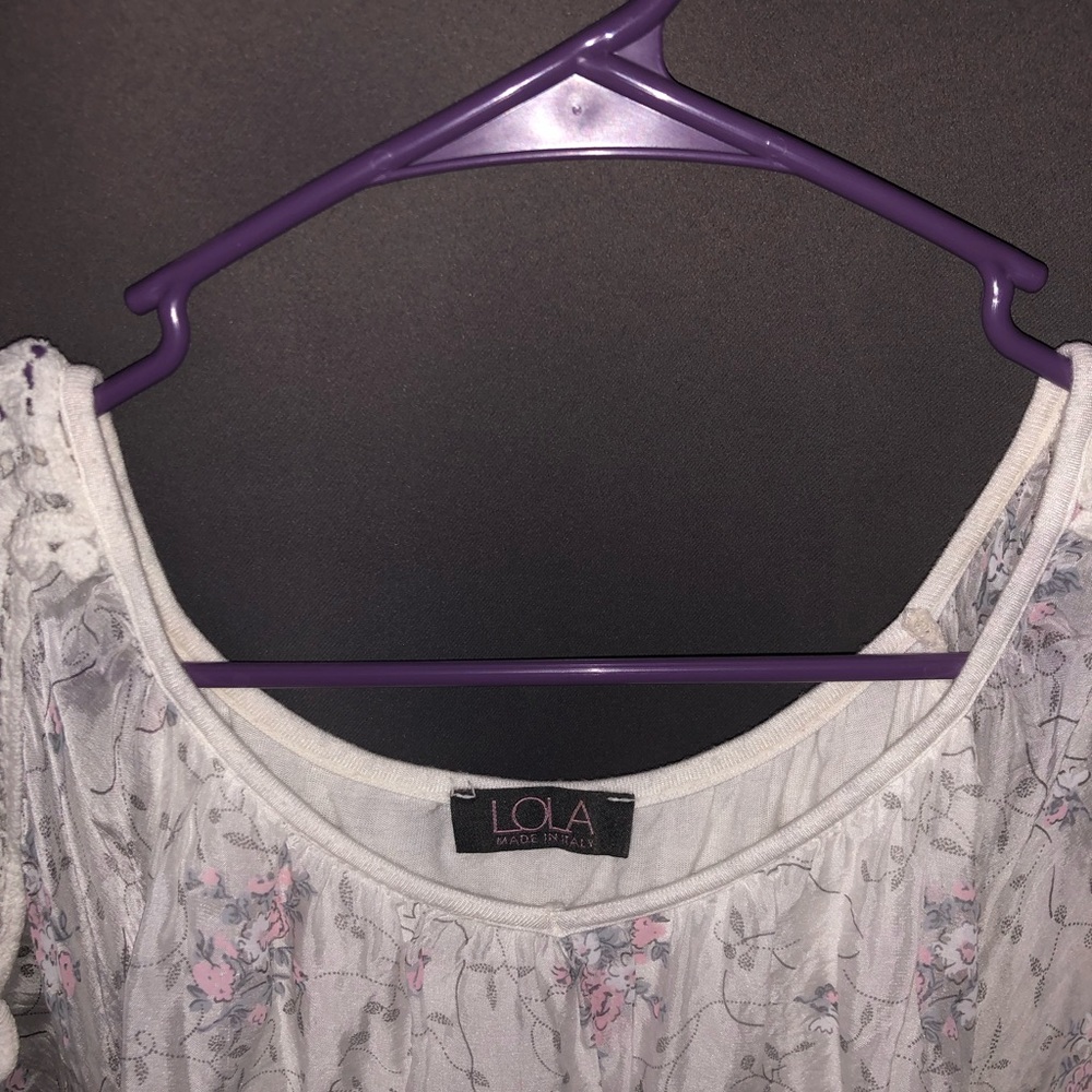 Open shoulder top - Picture 2 of 4